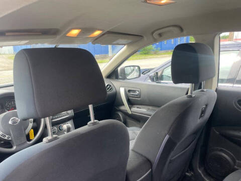 2014 Nissan Rogue Select S