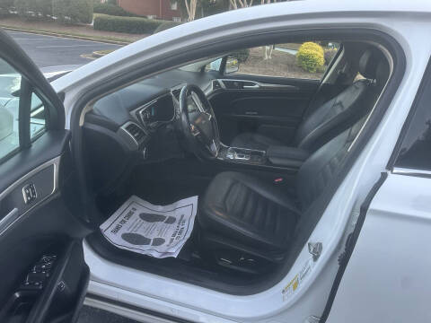 2017 Ford Fusion Hybrid SE