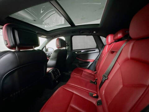 2023 Porsche Macan T