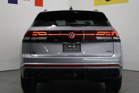 2026 Volkswagen Atlas Cross Sport SEL R-Line Black 4Motion