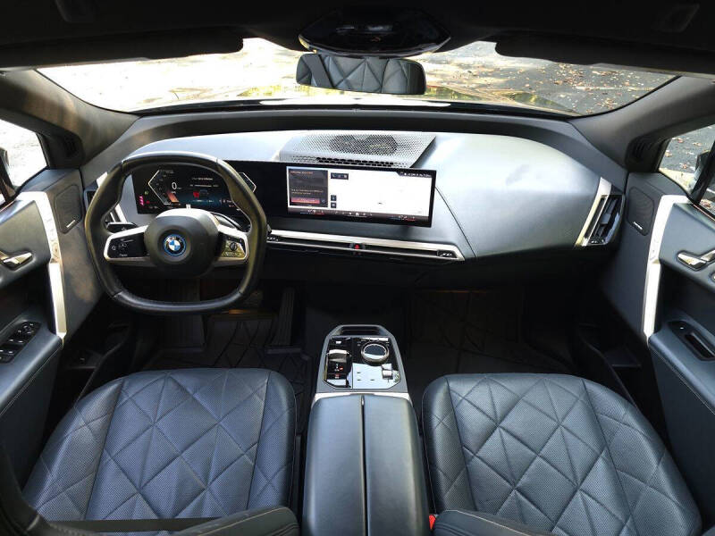 2024 BMW iX xDrive50
