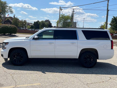 2017 Chevrolet Suburban LS