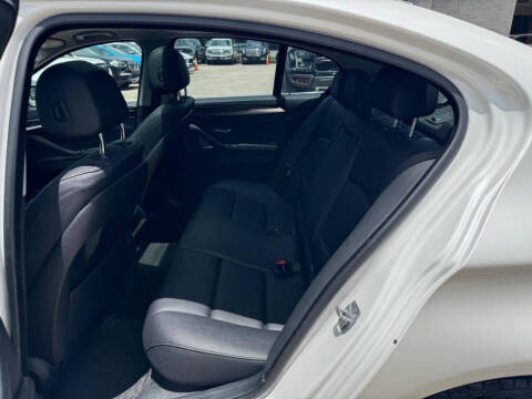 2014 BMW 5 Series 528i