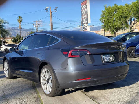 2020 Tesla Model 3 Standard Range Plus