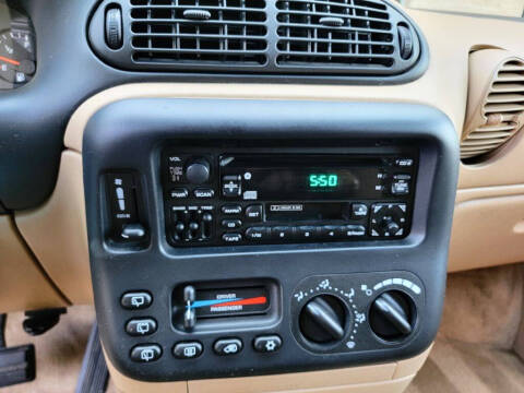 1996 Dodge Grand Caravan LE