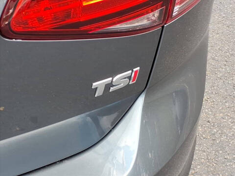 2017 Volkswagen Golf TSI S