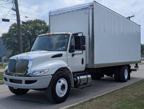 2018 International DuraStar 4300