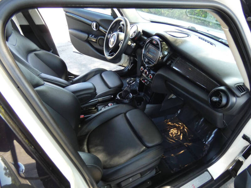 2017 MINI Hardtop 4 Door Cooper S
