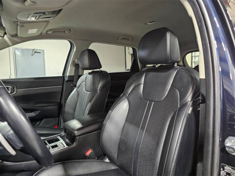 2022 Kia Sorento Hybrid S