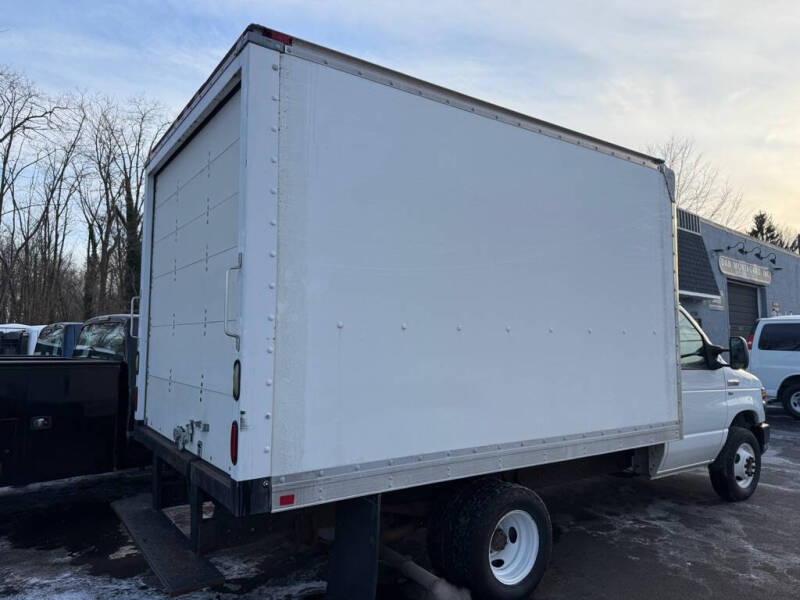 2011 Ford E-Series