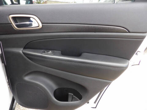 2017 Jeep Grand Cherokee Laredo