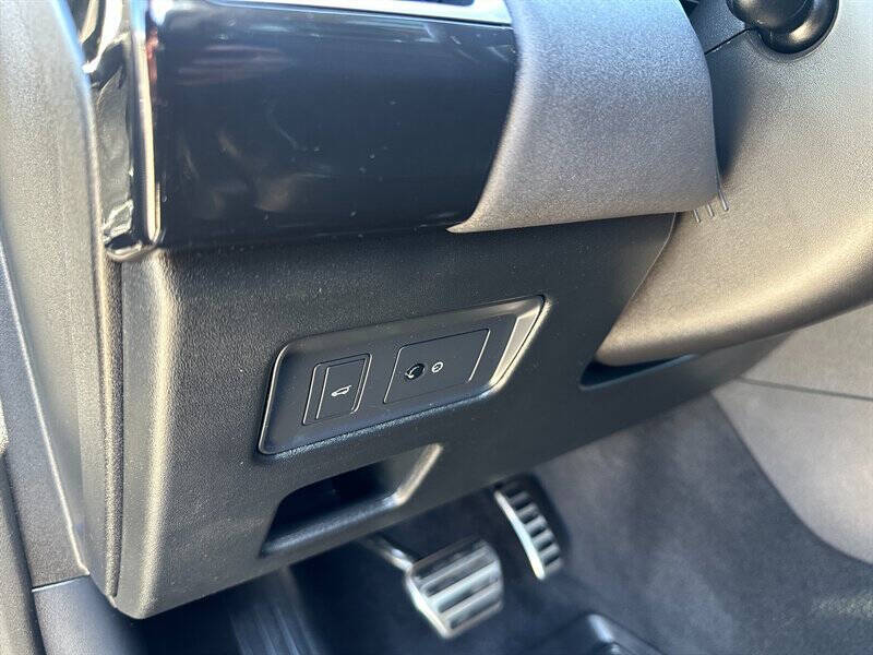 2017 Land Rover Discovery HSE