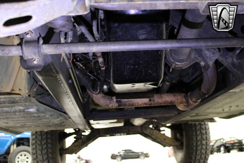 1992 AM General M998 Humvee