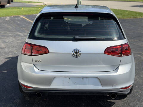 2016 Volkswagen Golf GTI S