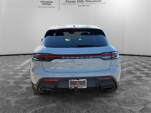 2022 Porsche Macan