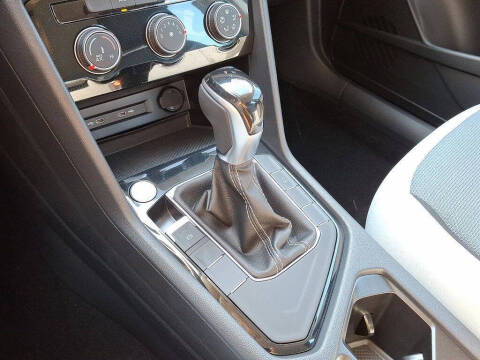 2025 Volkswagen Taos S