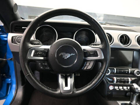 2020 Ford Mustang EcoBoost