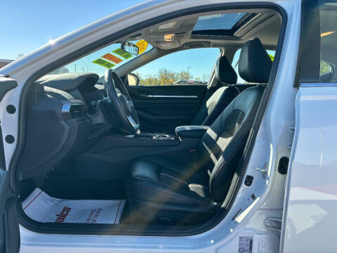 2024 Nissan Altima 2.5 SR