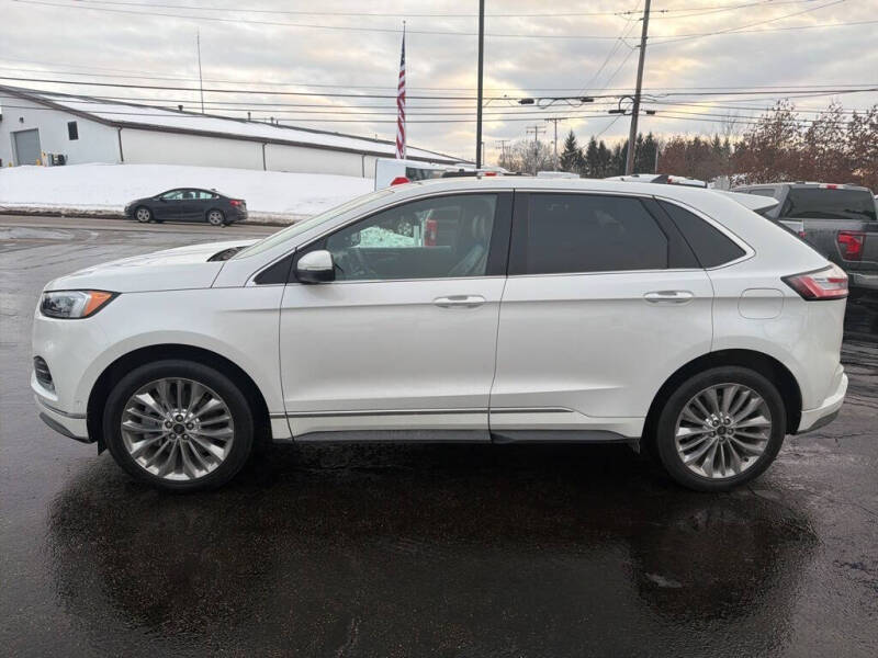 2022 Ford Edge Titanium