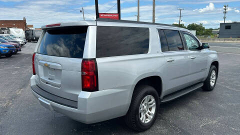 2018 Chevrolet Suburban LT