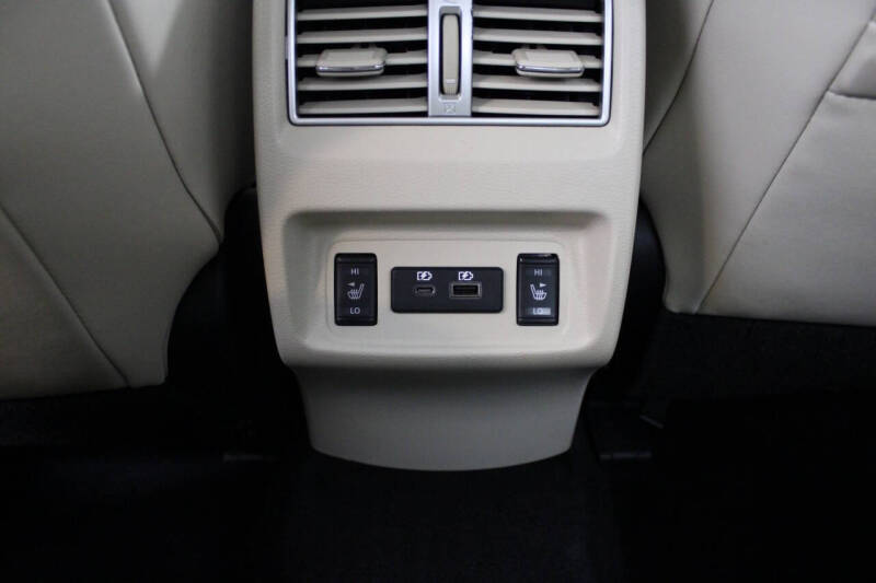 2020 Nissan Maxima Platinum