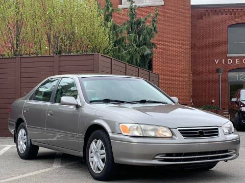2000 Toyota Camry for sale at KG MOTORS in West Newton MA
