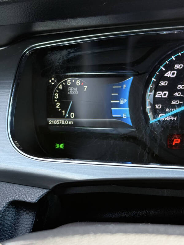 2018 Ford Taurus SEL