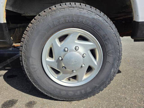 2011 Ford E-Series E-250