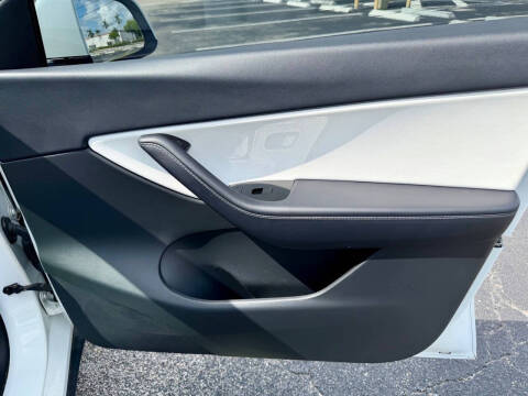 2020 Tesla Model Y Long Range