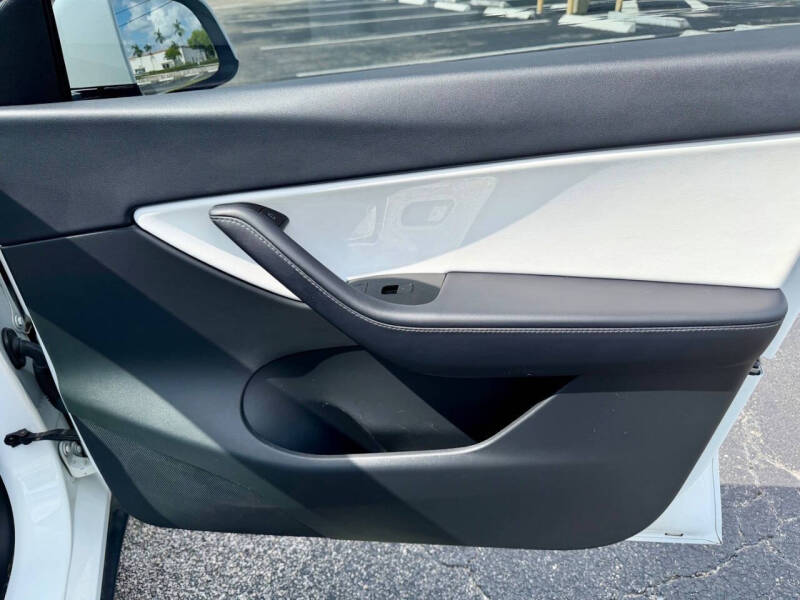 2020 Tesla Model Y Long Range