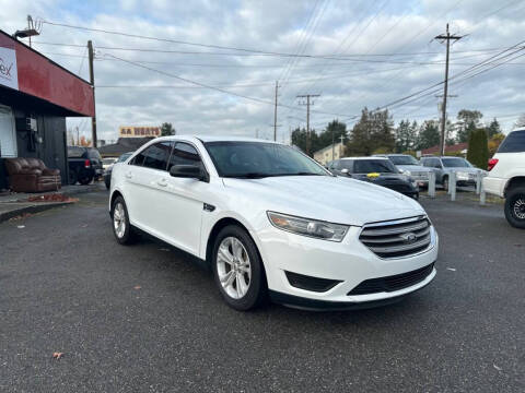 2015 Ford Taurus