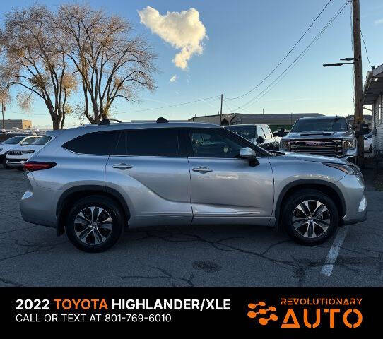 2022 Toyota Highlander XLE