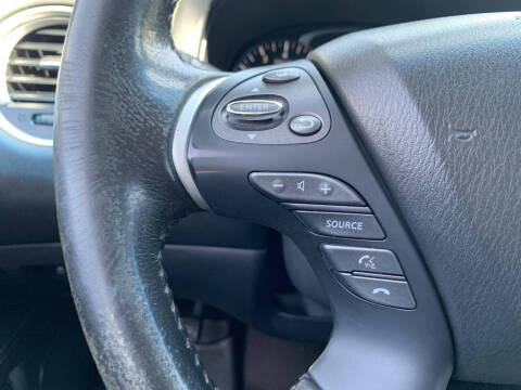 2014 Nissan Pathfinder SL