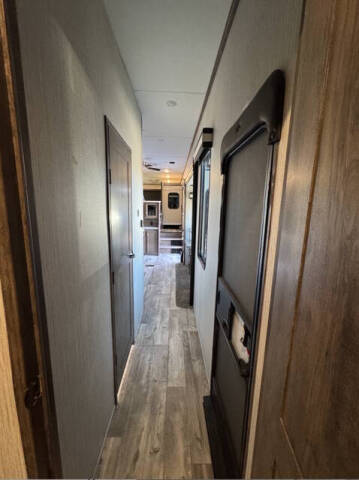 2021 Forest River Sandpiper 379FLOK