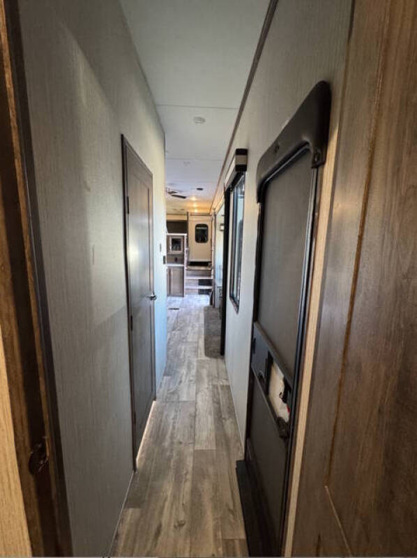 2021 Forest River Sandpiper 379FLOK