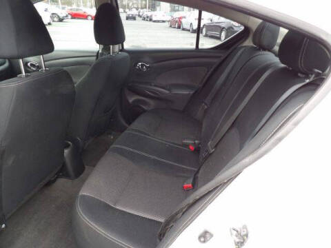 2016 Nissan Versa 1.6 SV