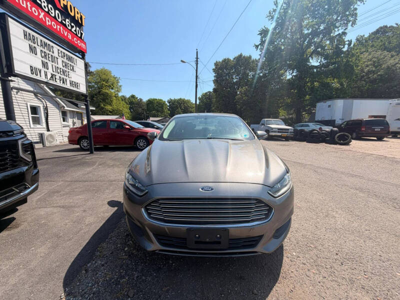 2013 Ford Fusion SE