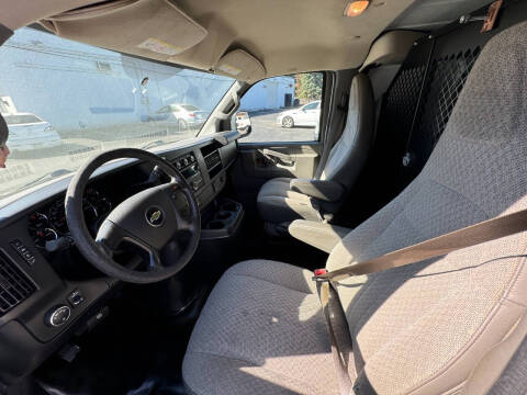 2016 Chevrolet Express 2500