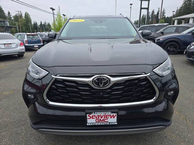 2023 Toyota Highlander Platinum