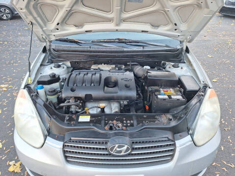 2009 Hyundai Accent GLS