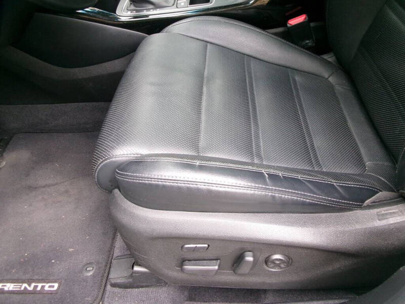 2016 Kia Sorento SX V6