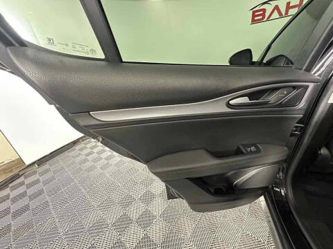 2018 Alfa Romeo Stelvio Sport