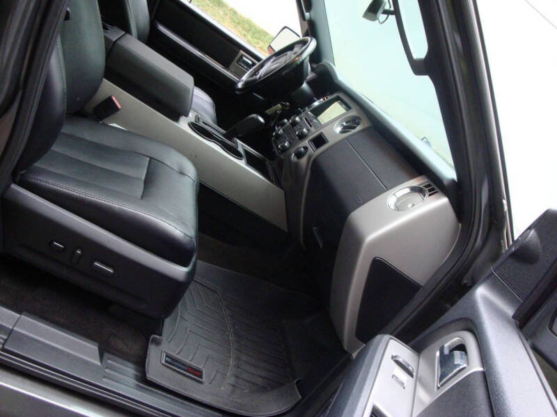 2017 Ford Expedition XLT