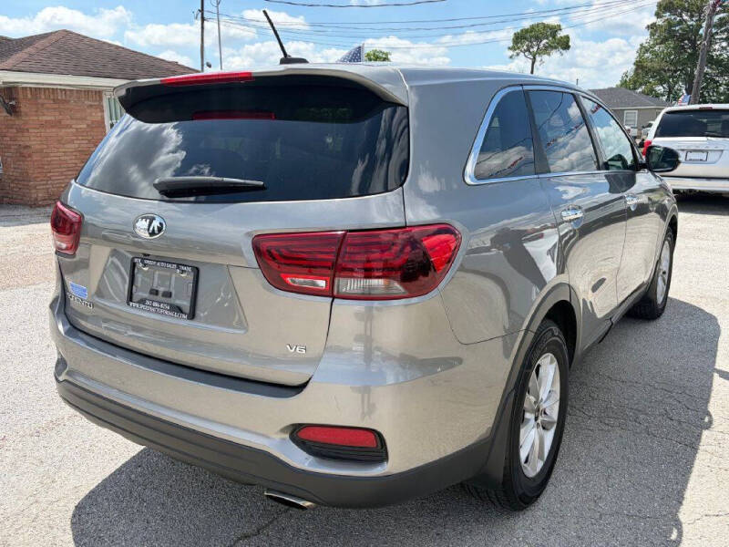 2019 Kia Sorento LX V6