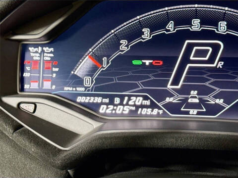 2023 Lamborghini Huracan STO