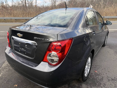 2013 Chevrolet Sonic LT Auto