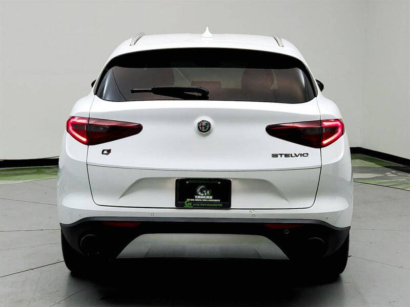 2019 Alfa Romeo Stelvio
