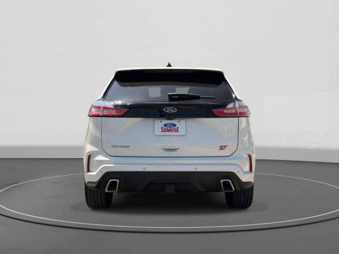 2020 Ford Edge ST