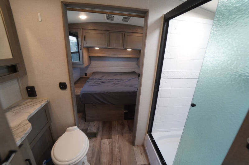 2021  Keystone   Outback