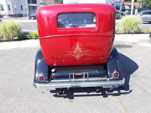 1932 Ford Sedan
